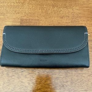 Fossil wallet